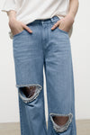 Distressed Crystal Relaxed Slit Jean